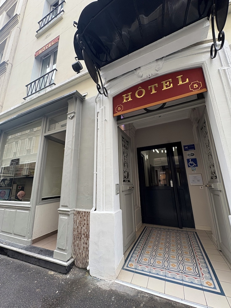 Hotel du MontLouis 5/50
