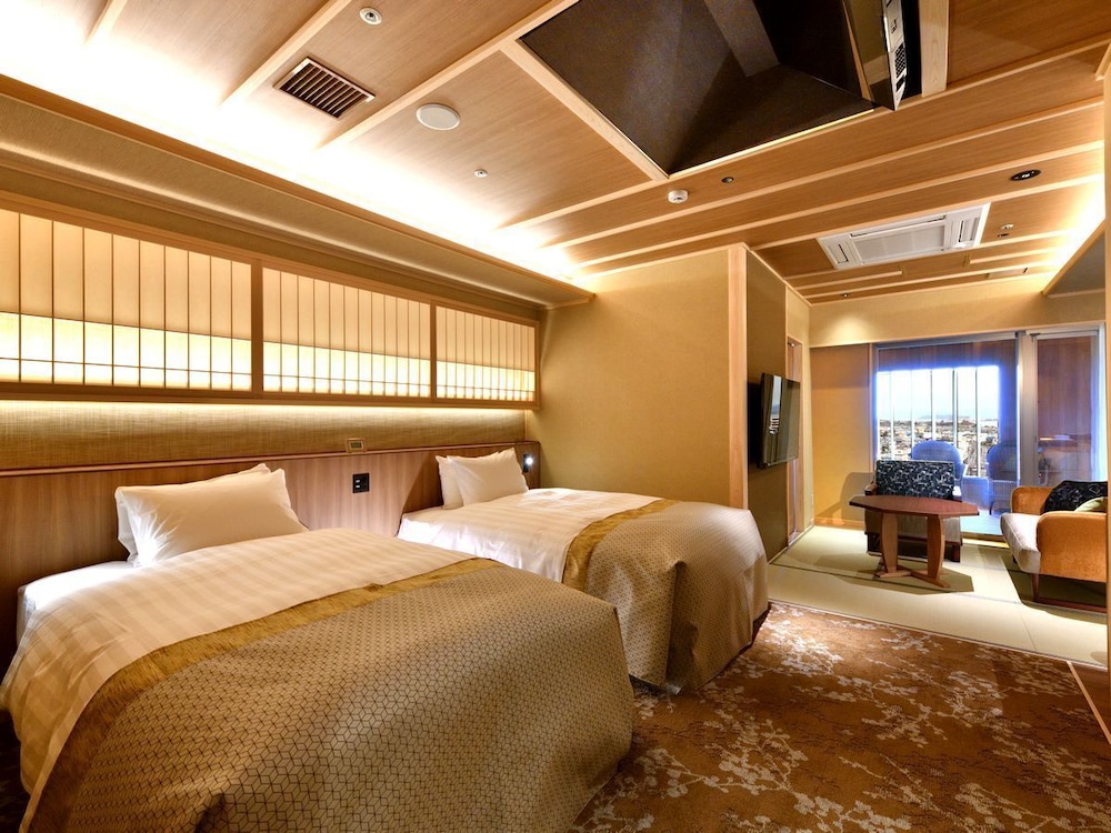 Semi Room, Japanese, Suite, Twin Beds, Outdoor Bath