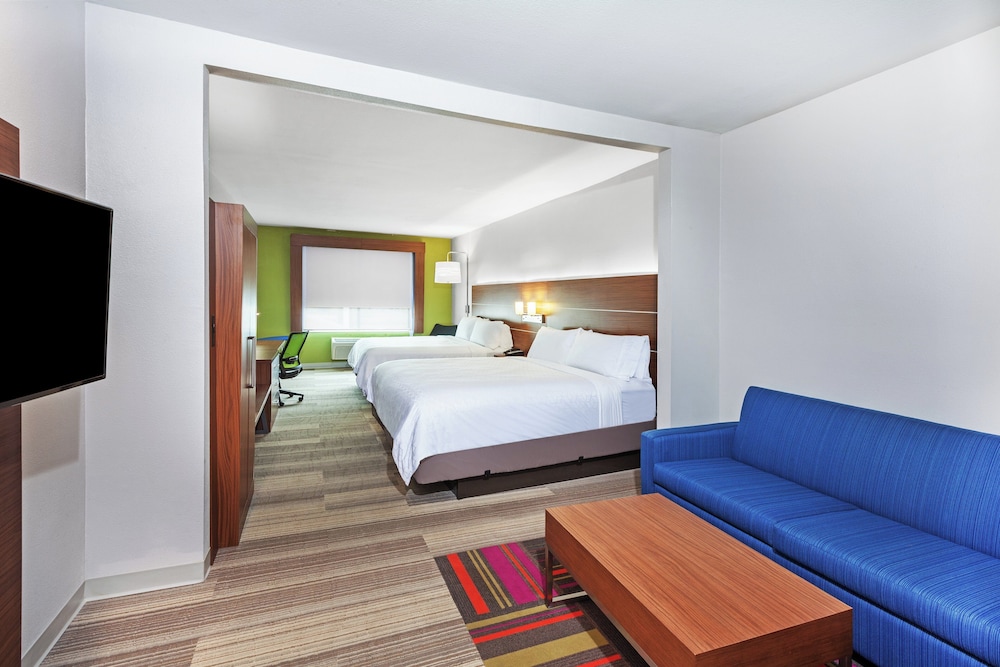 Holiday Inn Express Hotel Suites Orange 36/70