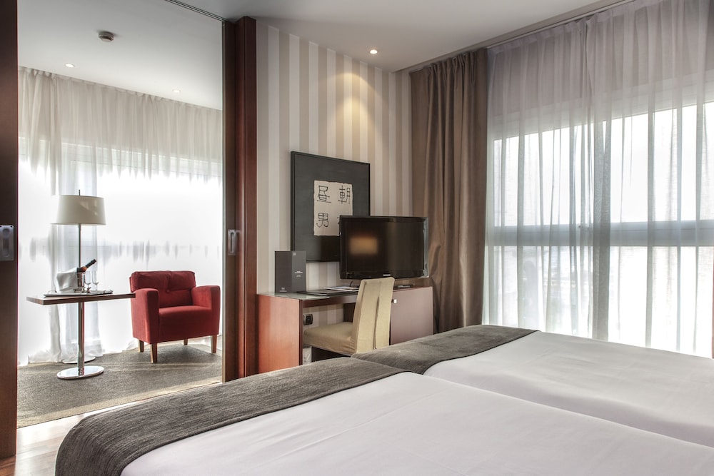 Hotel Zenit Coruna 8/66