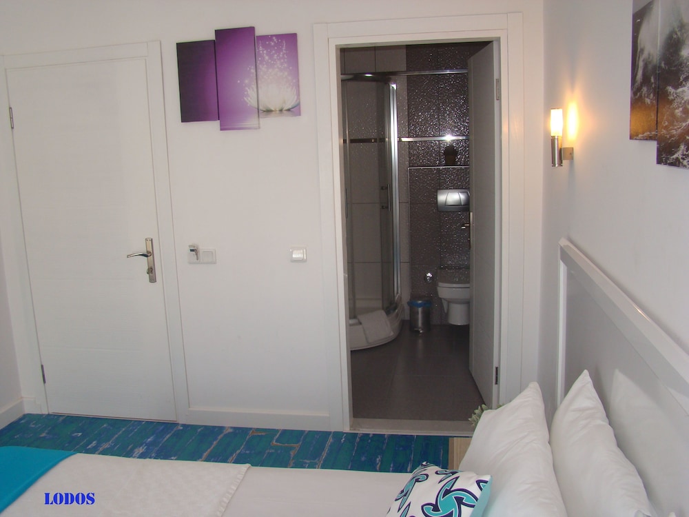 Urla Yelken Hotel- Adult +15 16/49