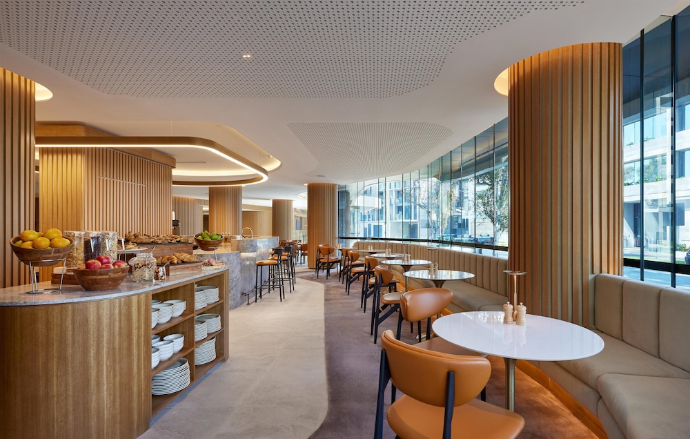 Hyatt House South Melbourne 39/47