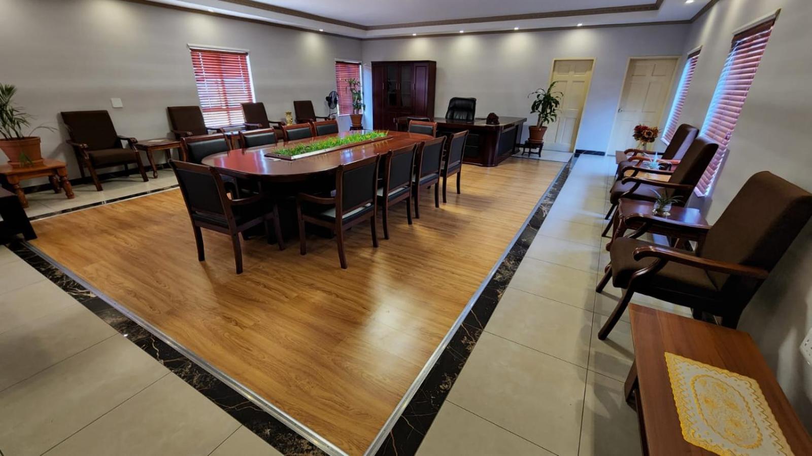 Lily Park Lodge 33/50
