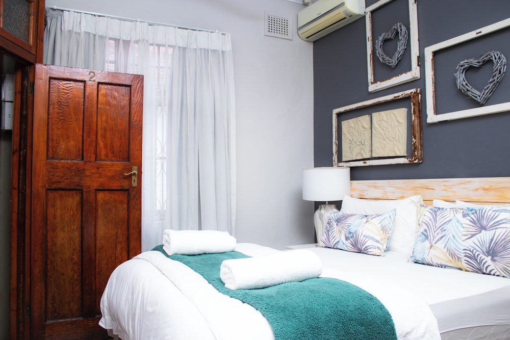 Oakwood, Suite, Double Bed