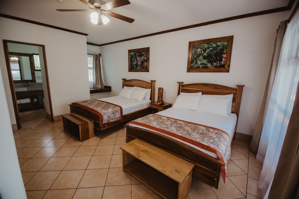 Hacienda Guachipelin Hotel 26/71