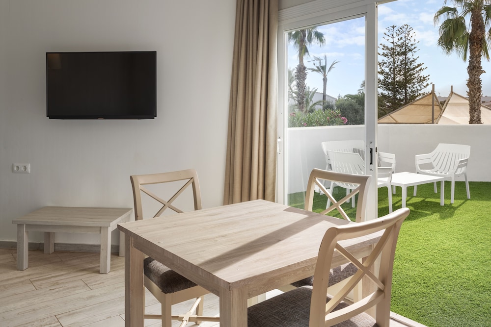 Marinda Garden Aparthotel 59/71