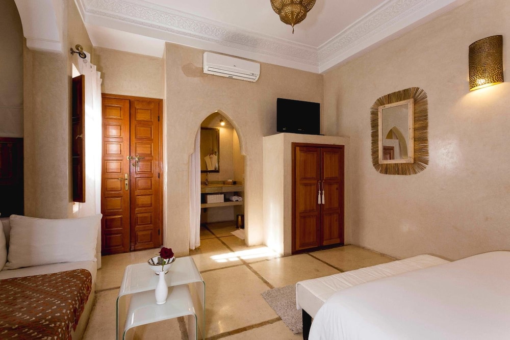 Riad Mazaya 15/50