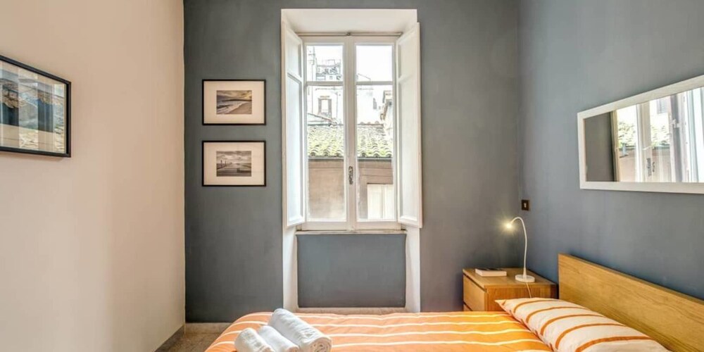 Monti Coliseum 3 bedroom 2nd floor 23/40