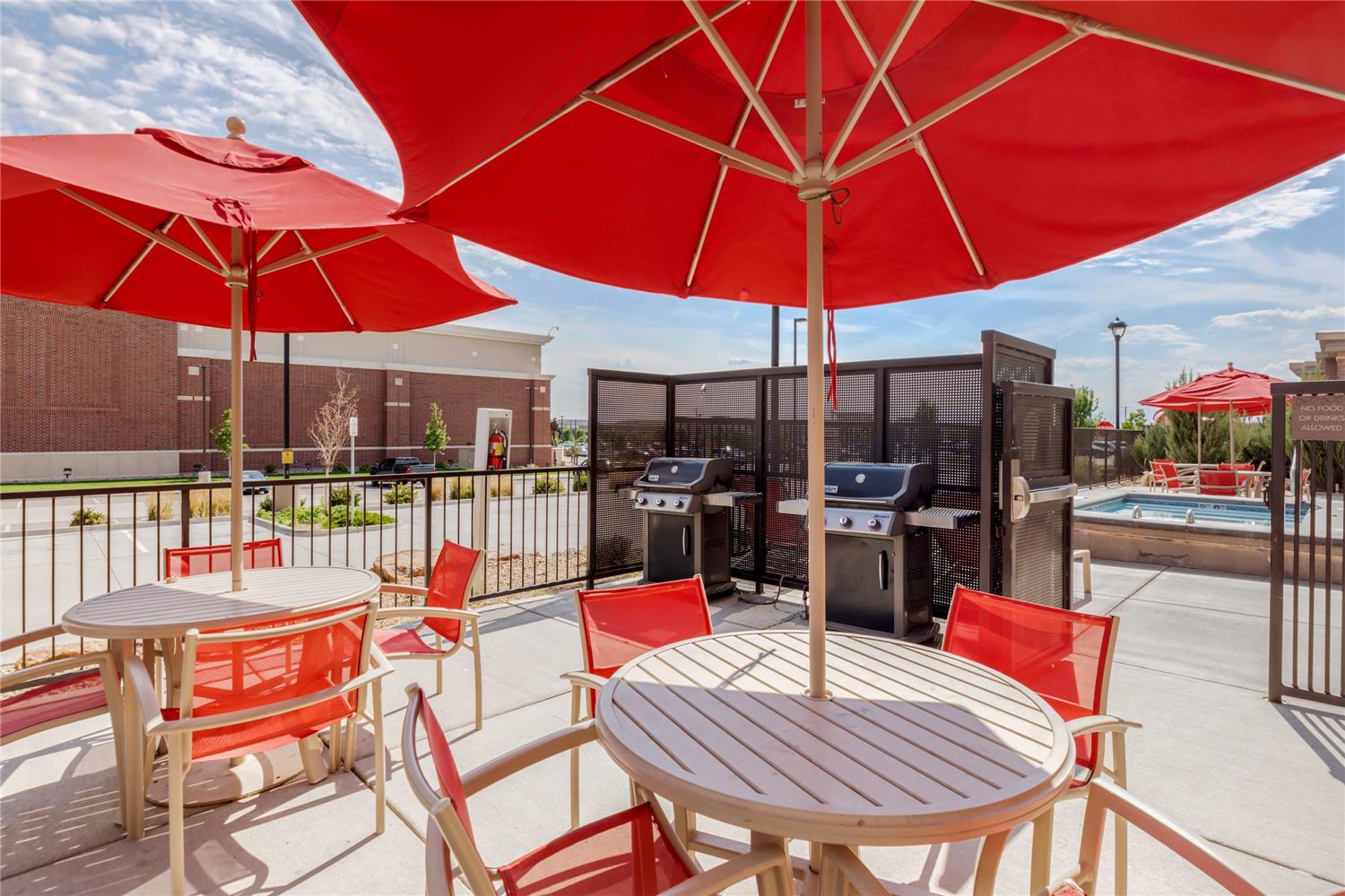 Comfort Suites Loveland 35/48