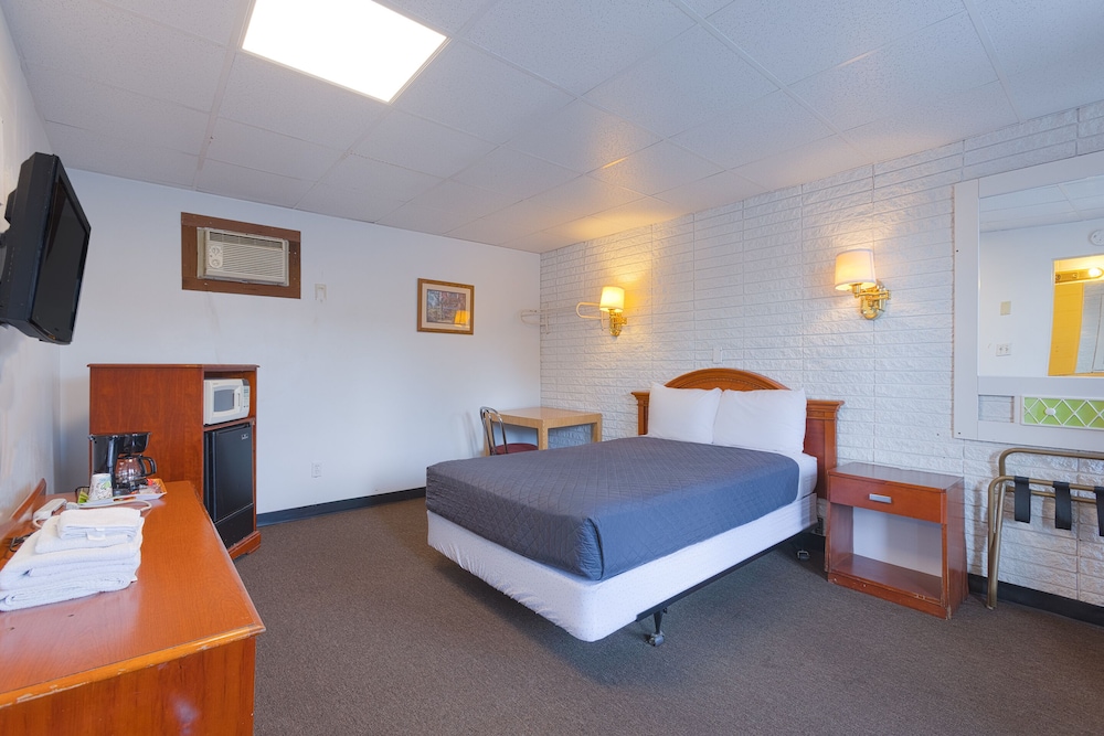 Sonrise Inn Lincoln Hwy By OYO 33/57