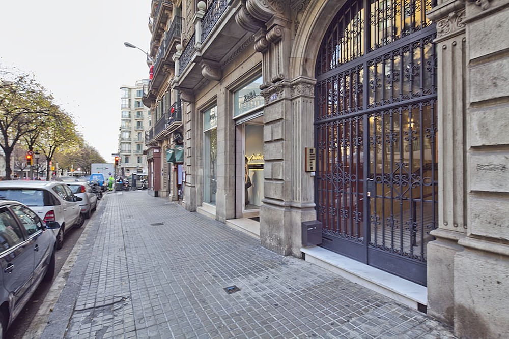 My Space Barcelona Rambla Catalunya Center 28/37