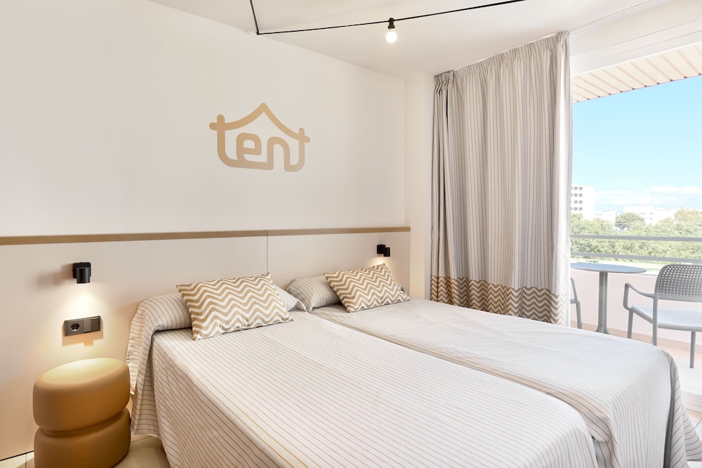 SUITE, WITH CHILD EXTRA BED