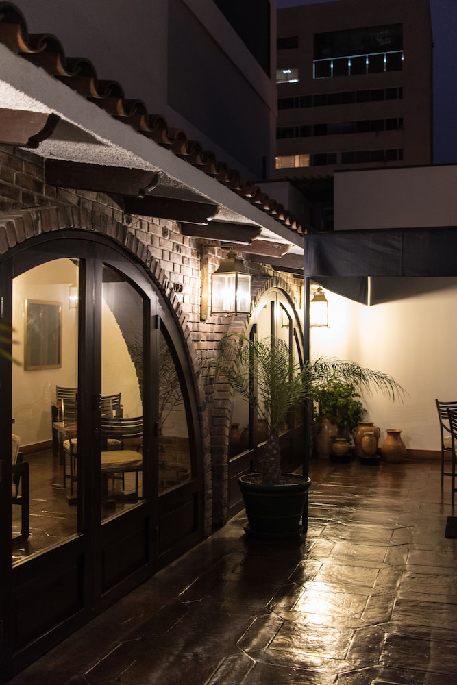 El Doral Aparthotel 58/58
