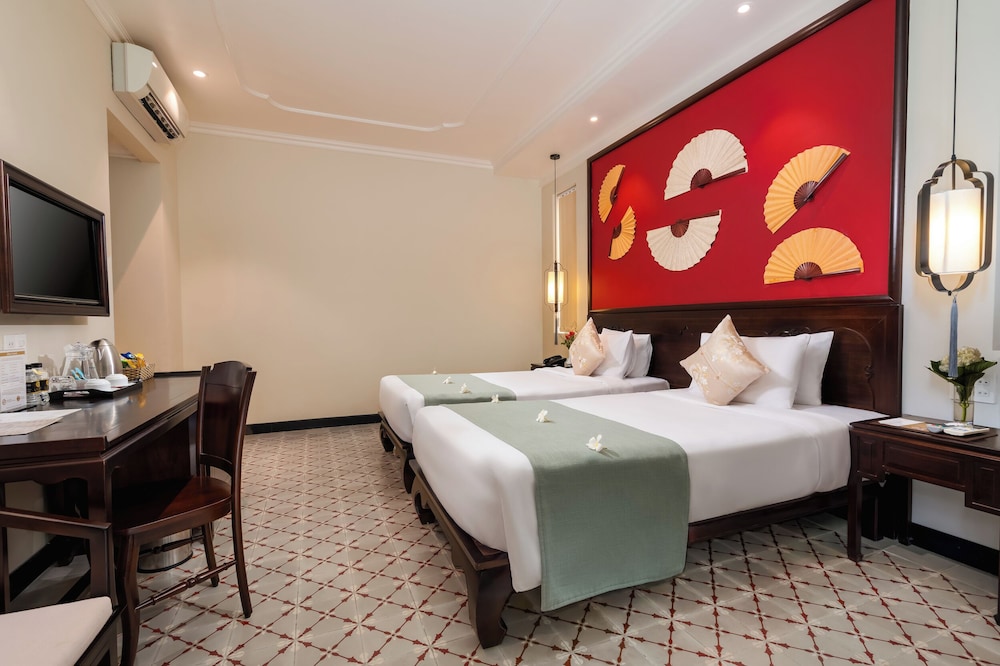 LUXURY, DOUBLE BED, RIVER VIEW, BALCONY