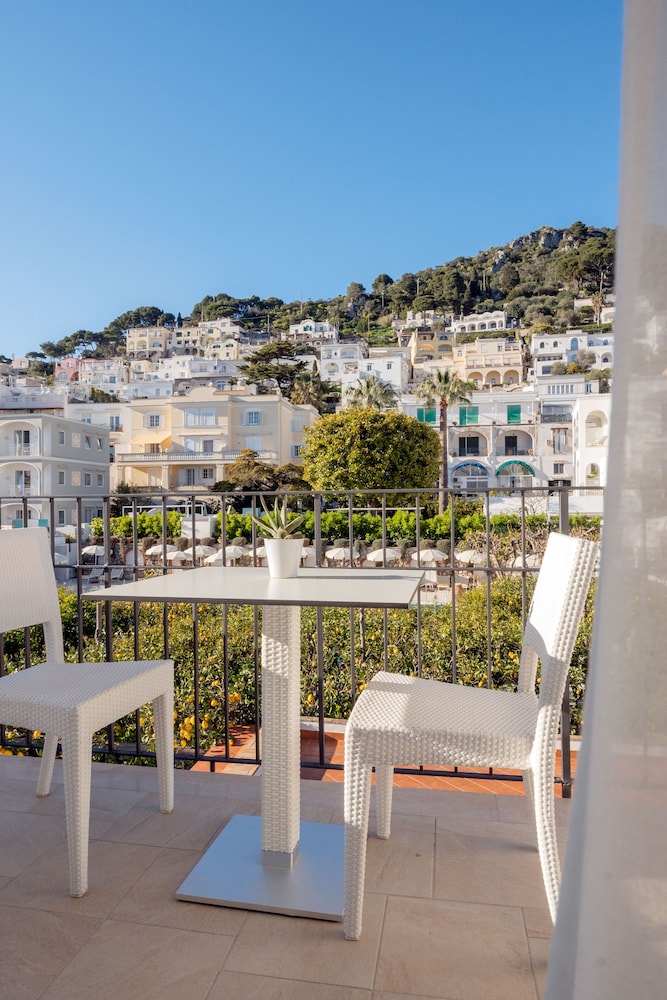 Hotel Syrene Capri 60/69