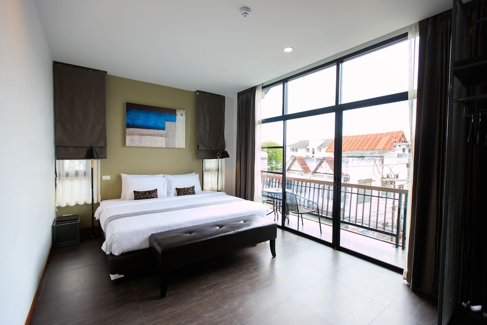 Wealth Boutique Hotel 25/71