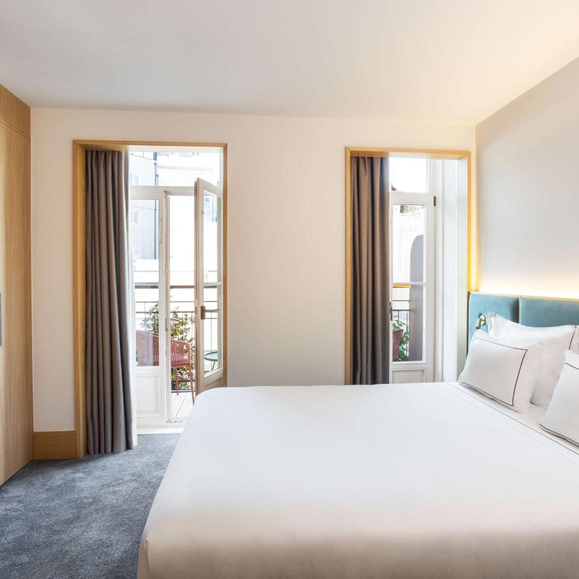 Room, King Bed, Queen Bed, Balcony