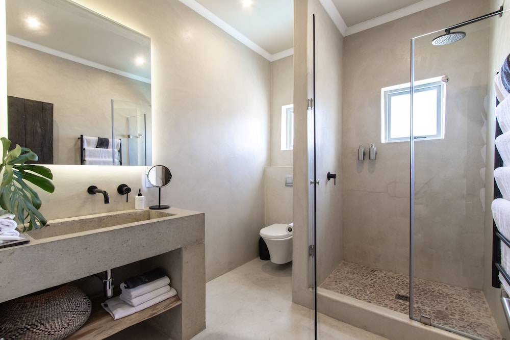 Auberge Burgundy Guest House Hermanus 43/43