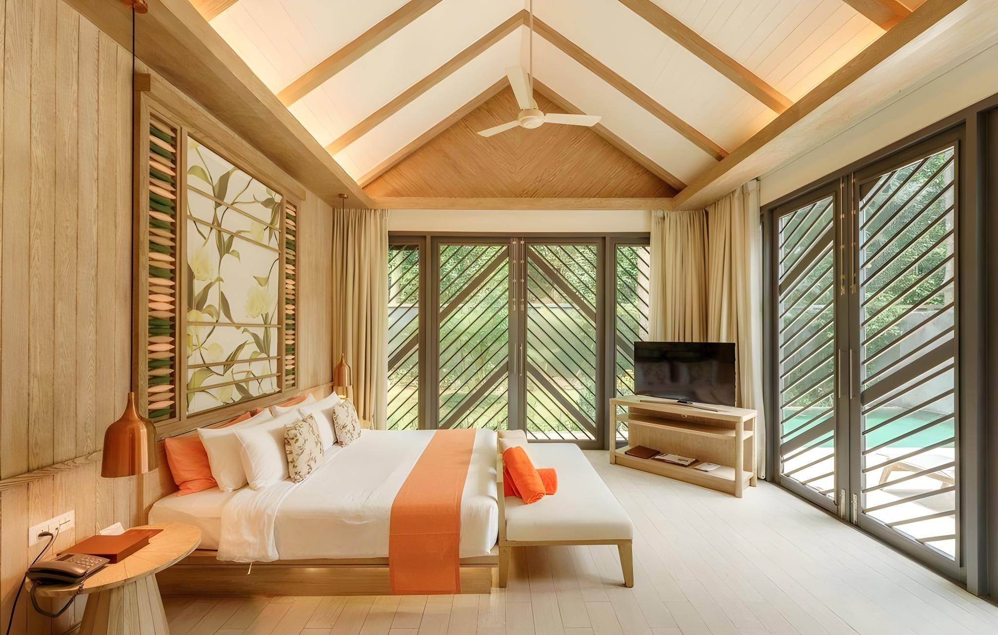 Pool, Villa, King Bed, Sofa