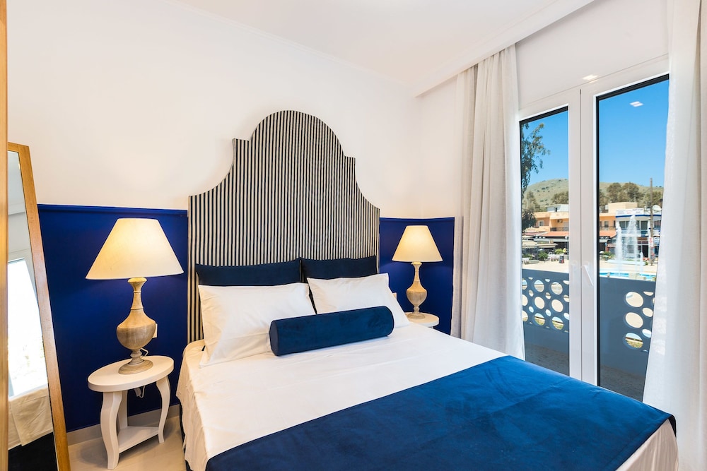 Georgioupolis Plaza Suites 10/38