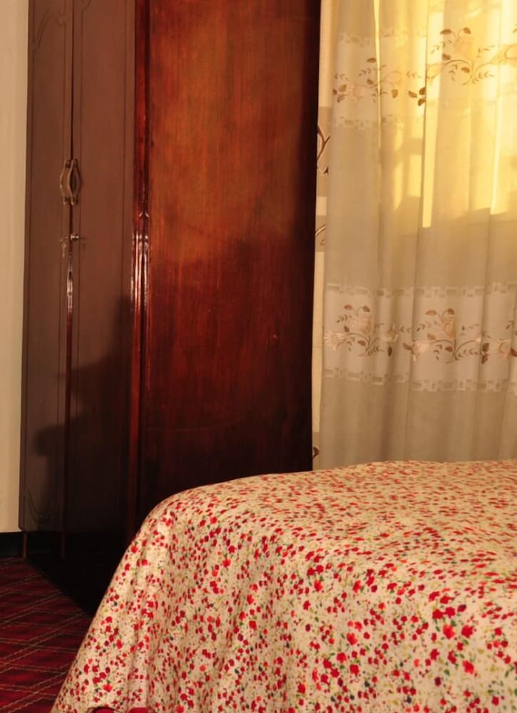 Melala Addis Bed & Breakfast 11/15