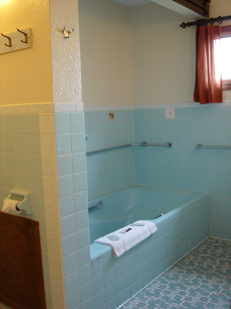 Nevada Inn 27/27