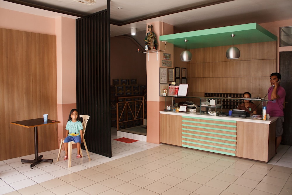Gv Hotel Maasin 7/41