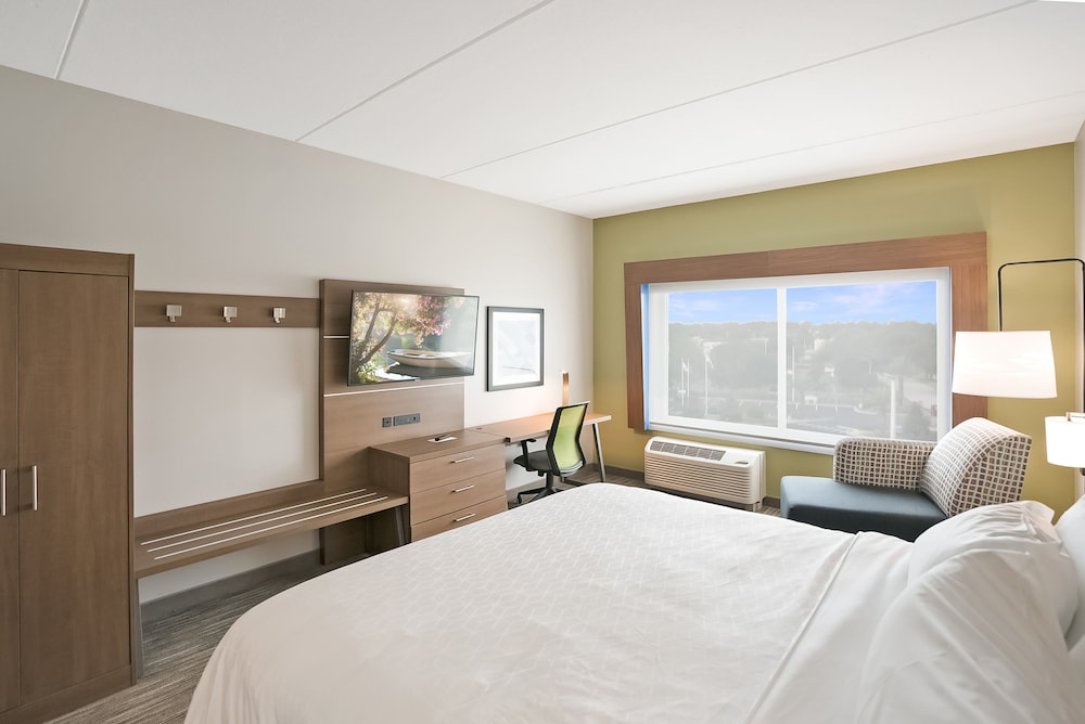 Holiday Inn Express Jacksonville South Bartram Prk 18/69
