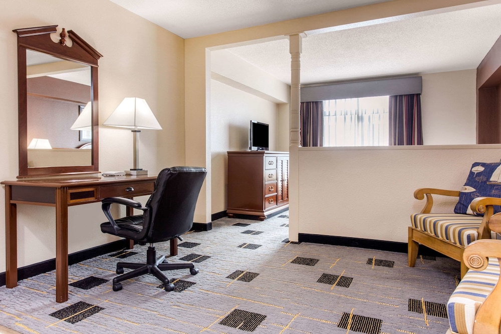Quality Inn & Suites North Myrtle Beach 9/61