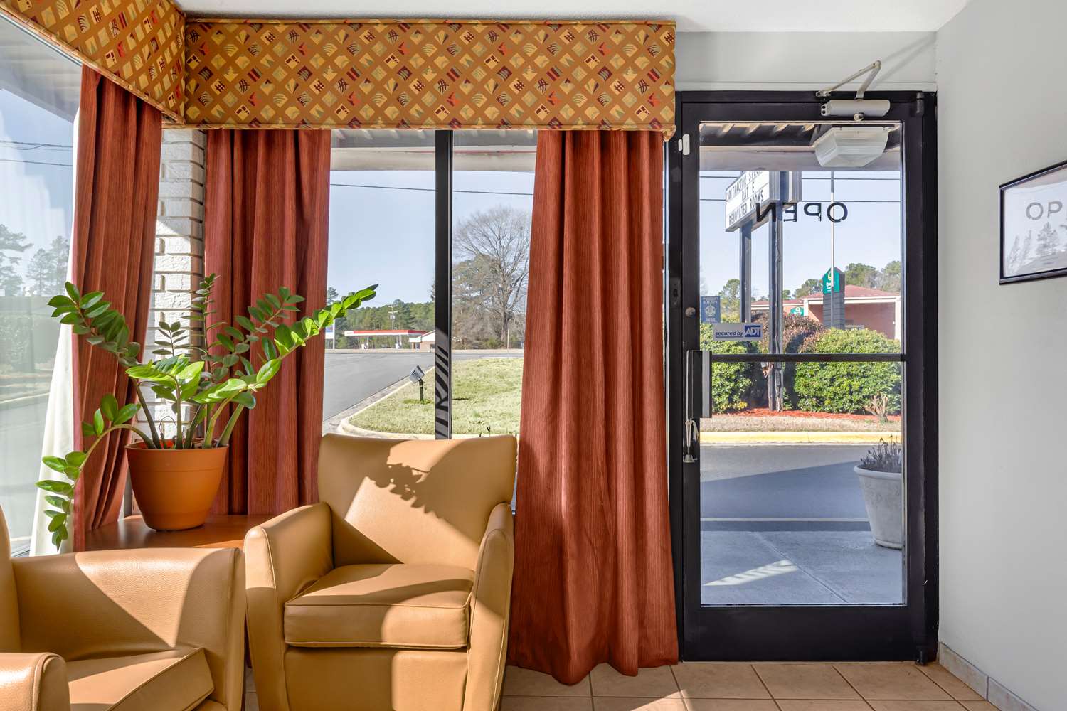 Econo Lodge Creedmoor - Butner 19/26