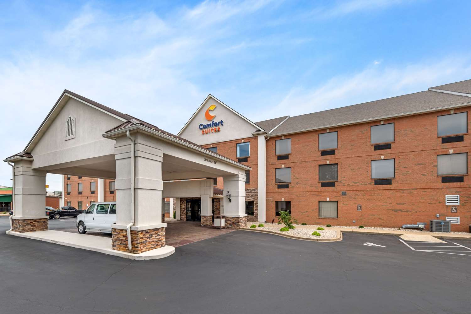Comfort Suites Louisville Airport 35/35