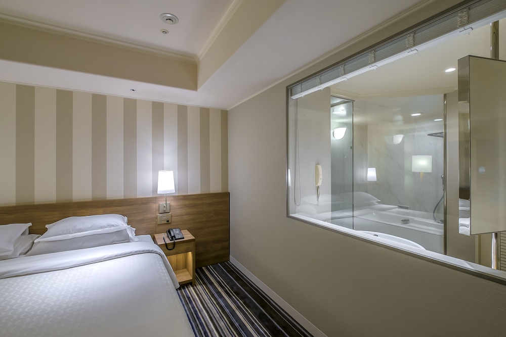 Sheraton Grande Ocean Resort(ex.Ocean45) 28/72