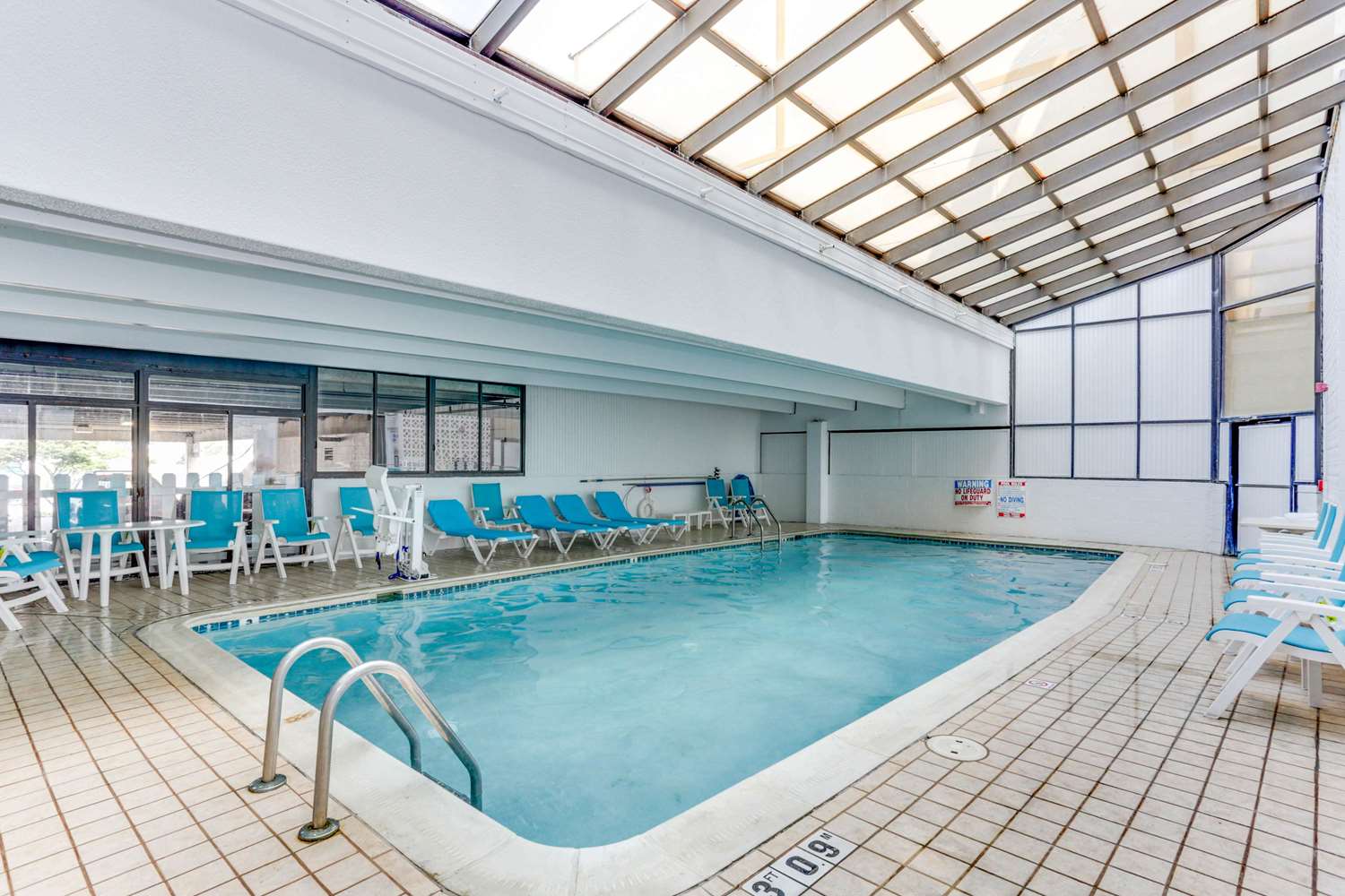 Moxy Virginia Beach Oceanfront 4/9