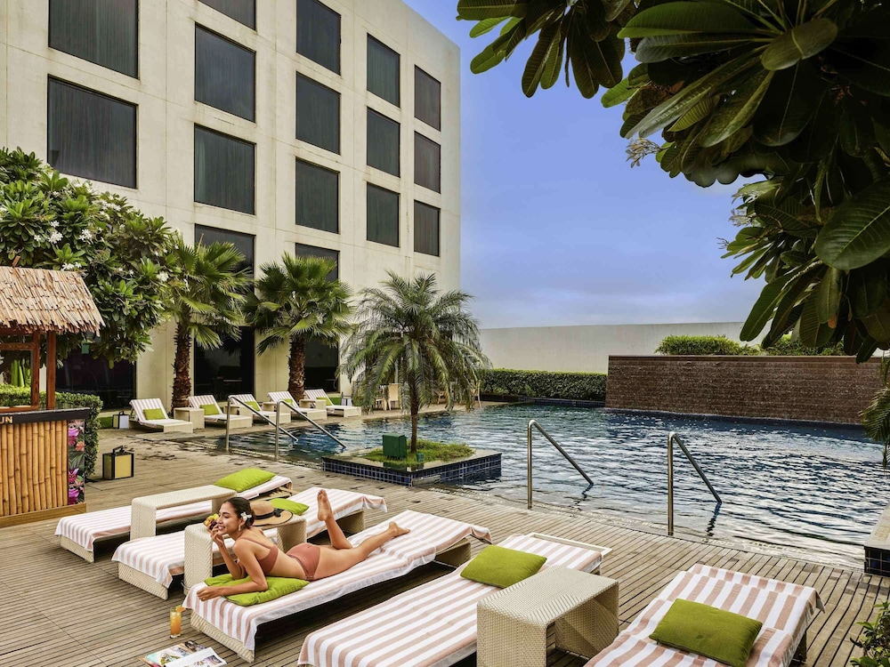 Pullman New Delhi Aerocity 45/47