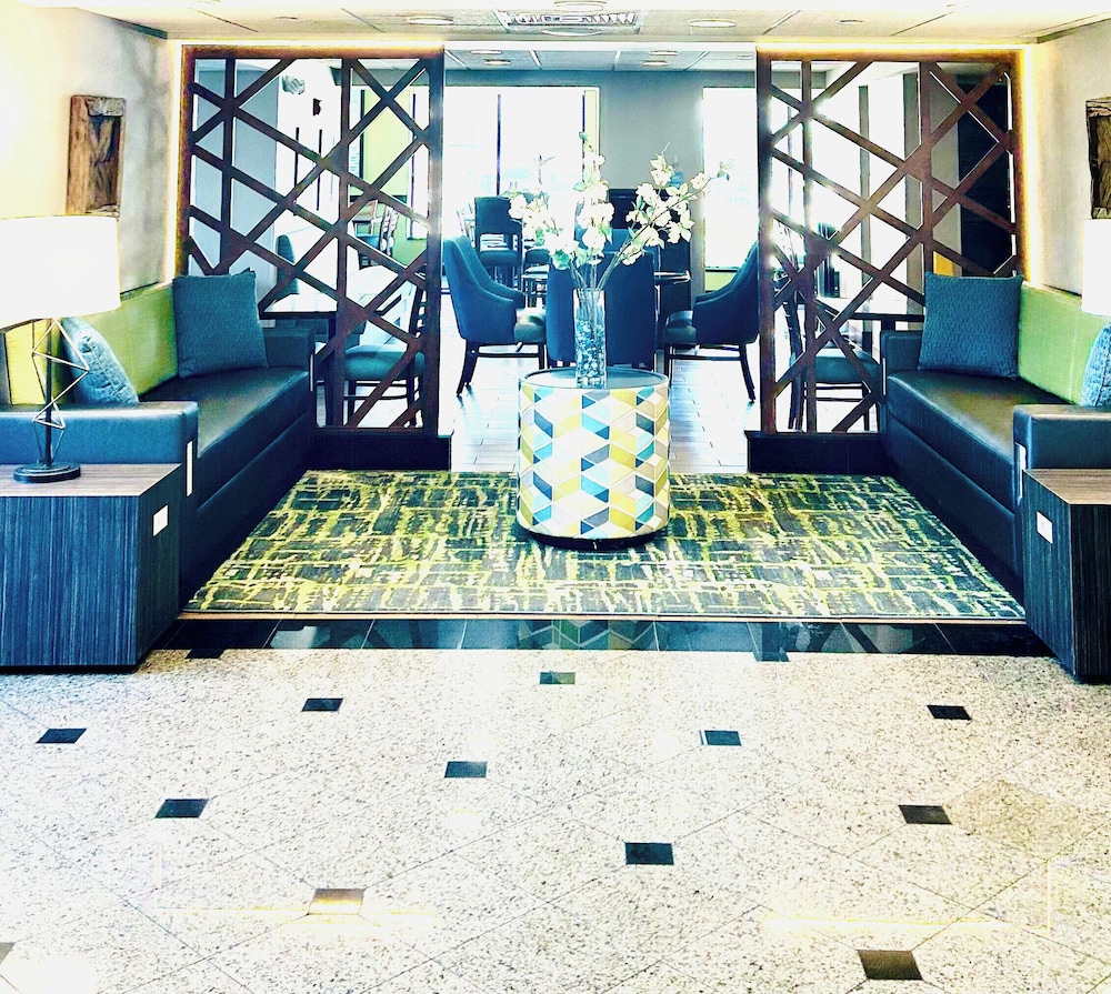 Heritage Inn & Suites St. Louis/Fenton, Trademark by Wyndham 44/60