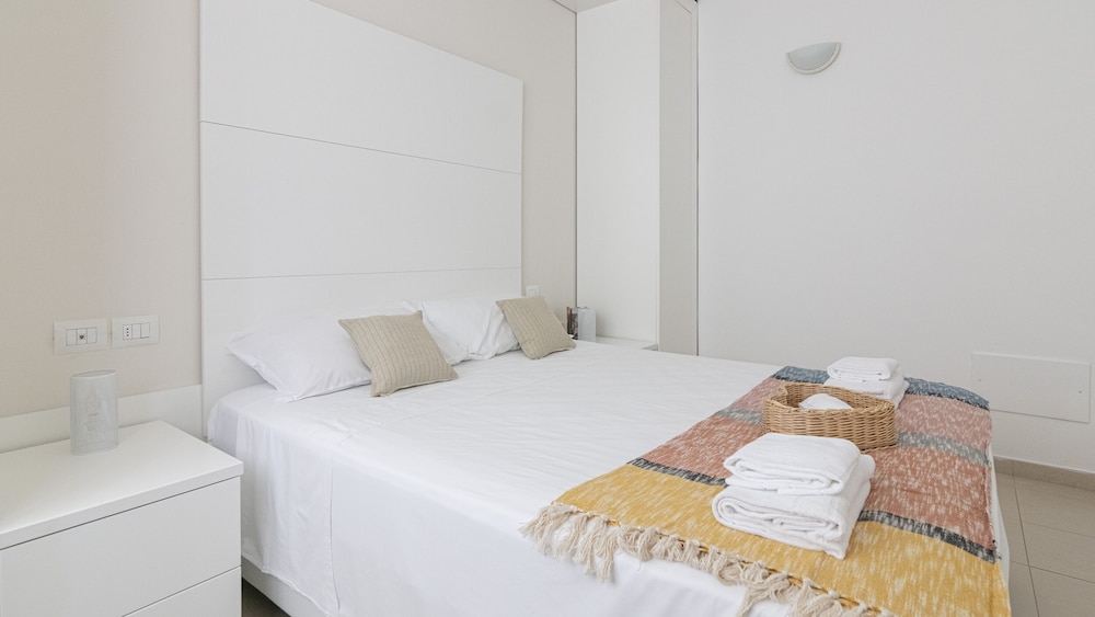 Hotel Excelsior Vasto 48/75