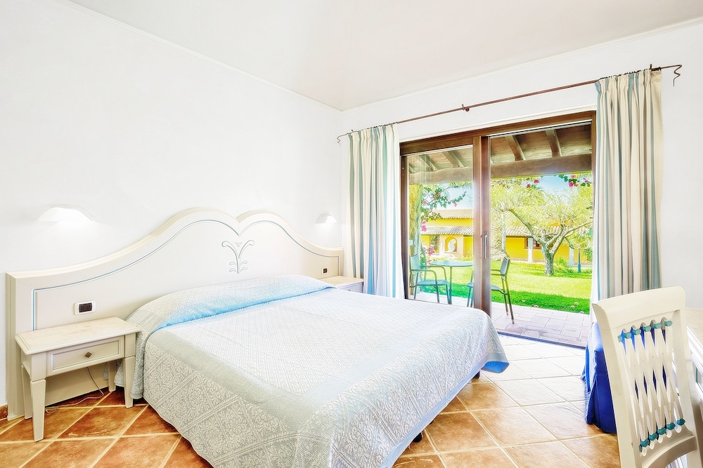 HOTEL CLUB SARACENO 13/45