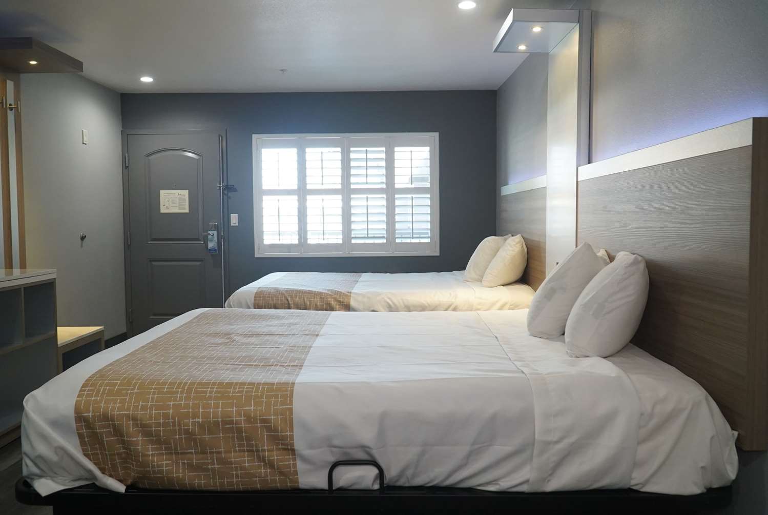 Travelodge by Wyndham Whittier 1/33