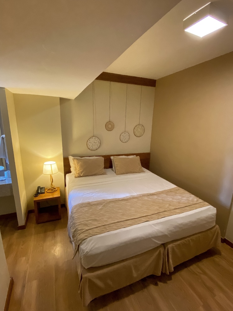 Magna Praia Hotel 12/46