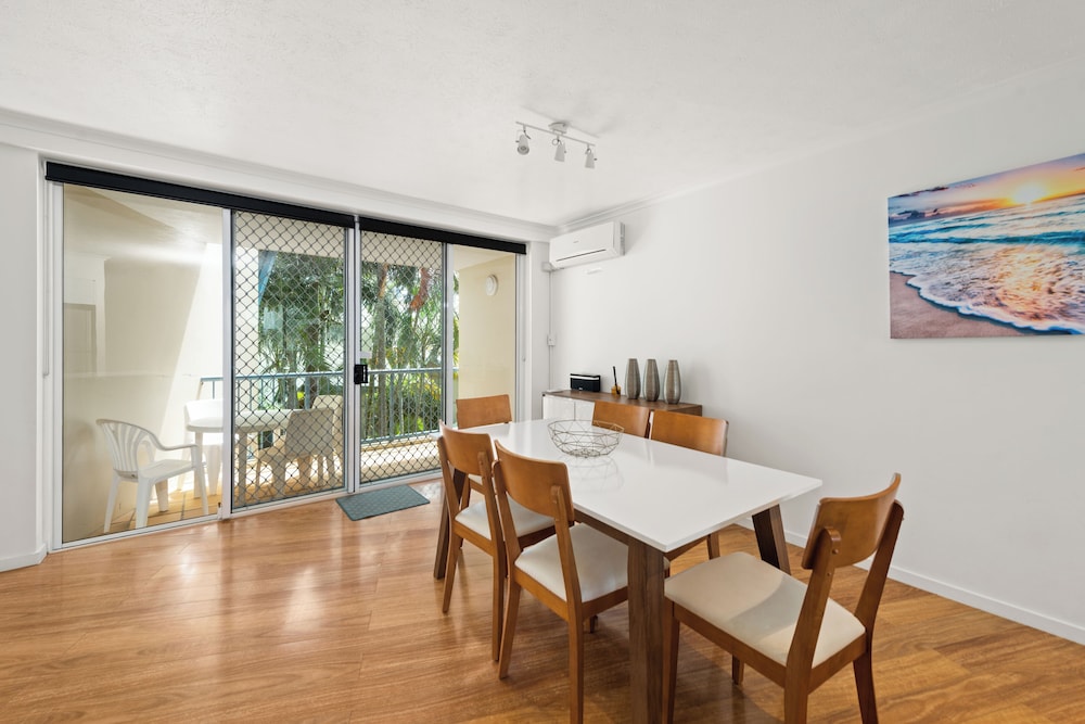 Breakfree Diamond Beach Broadbeach 70/78