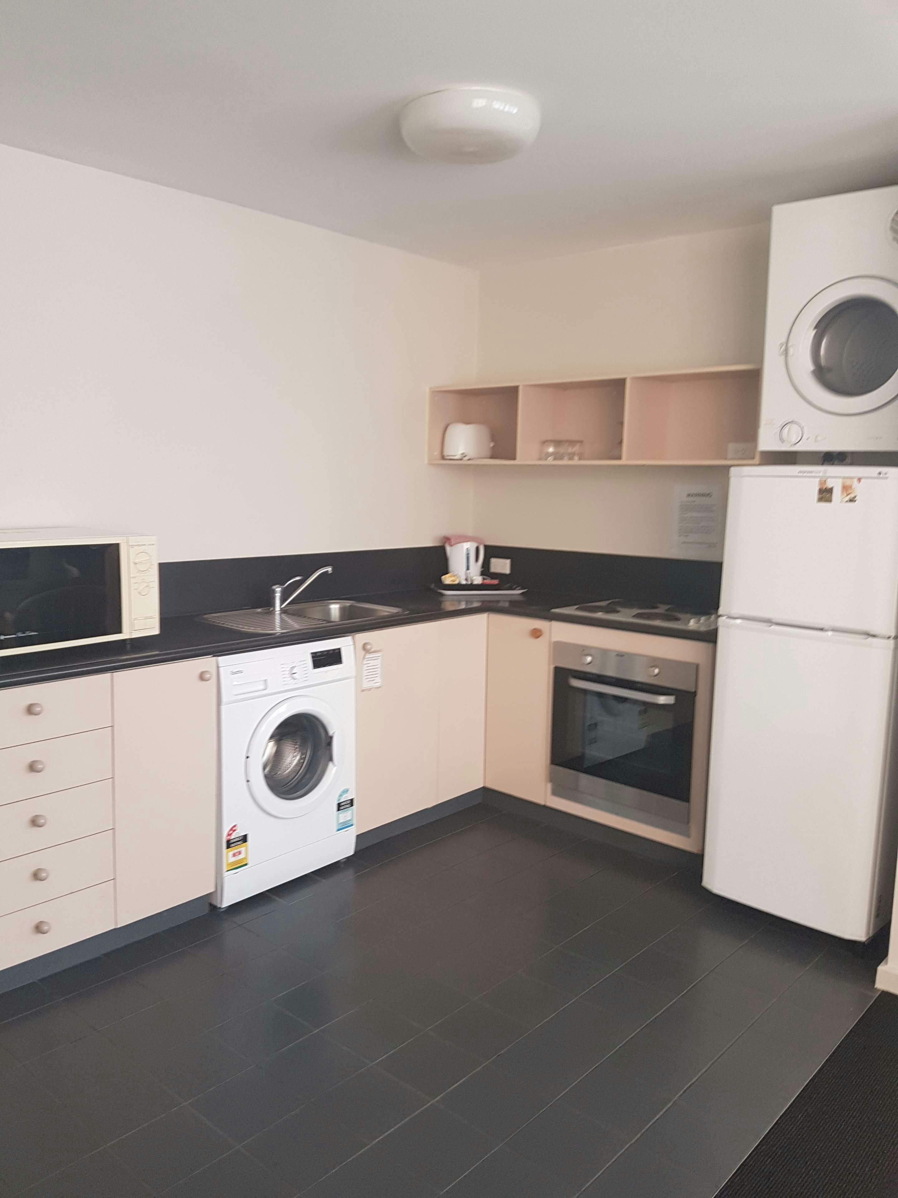 Belconnen Hotel Motel Serviced Apartments 5/48