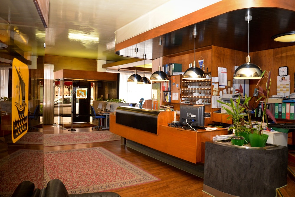 HOTEL SALIERI 57/70