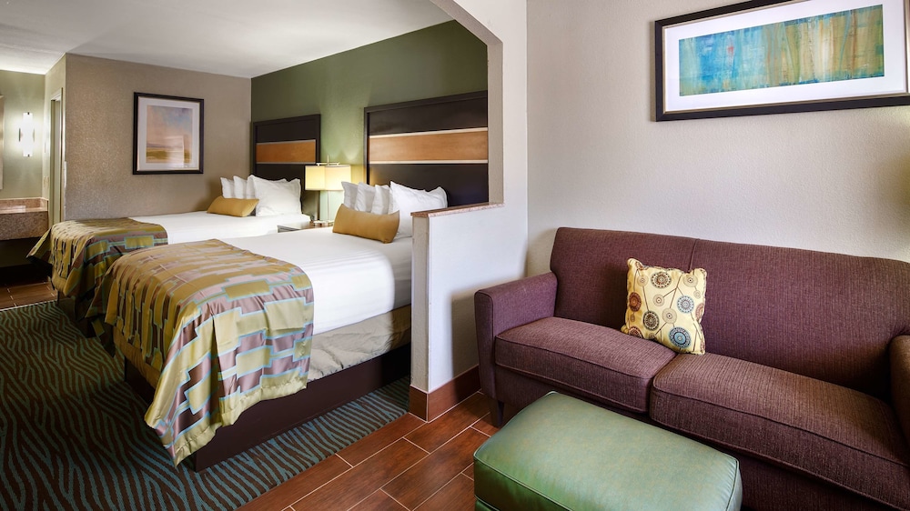 Best Western Executive Suites 12/38