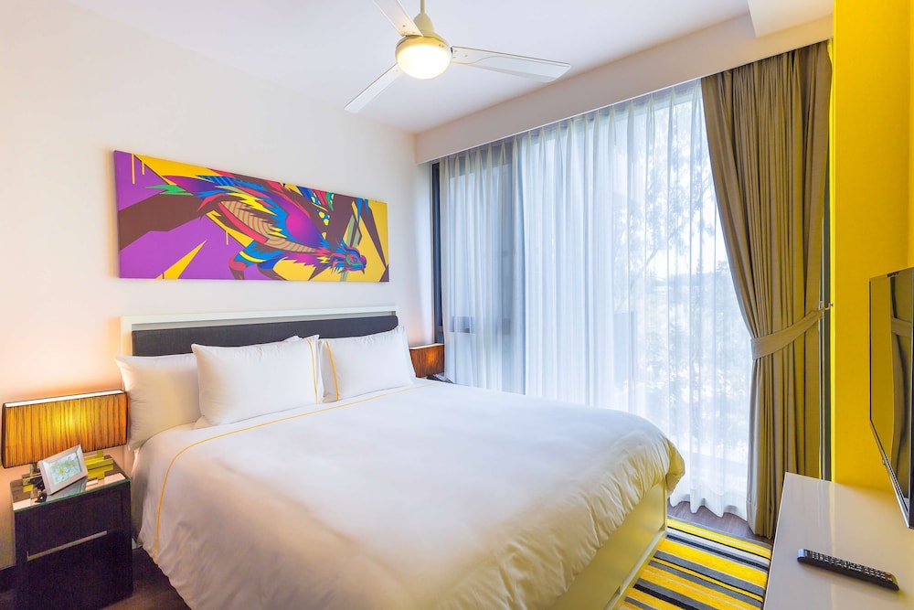 Cassia Phuket 17/92