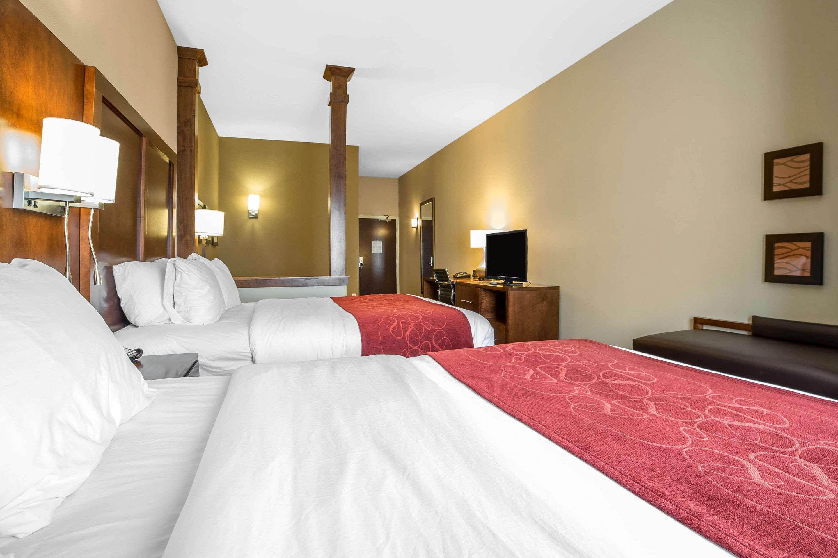 SUITE, 2 QUEEN BEDS