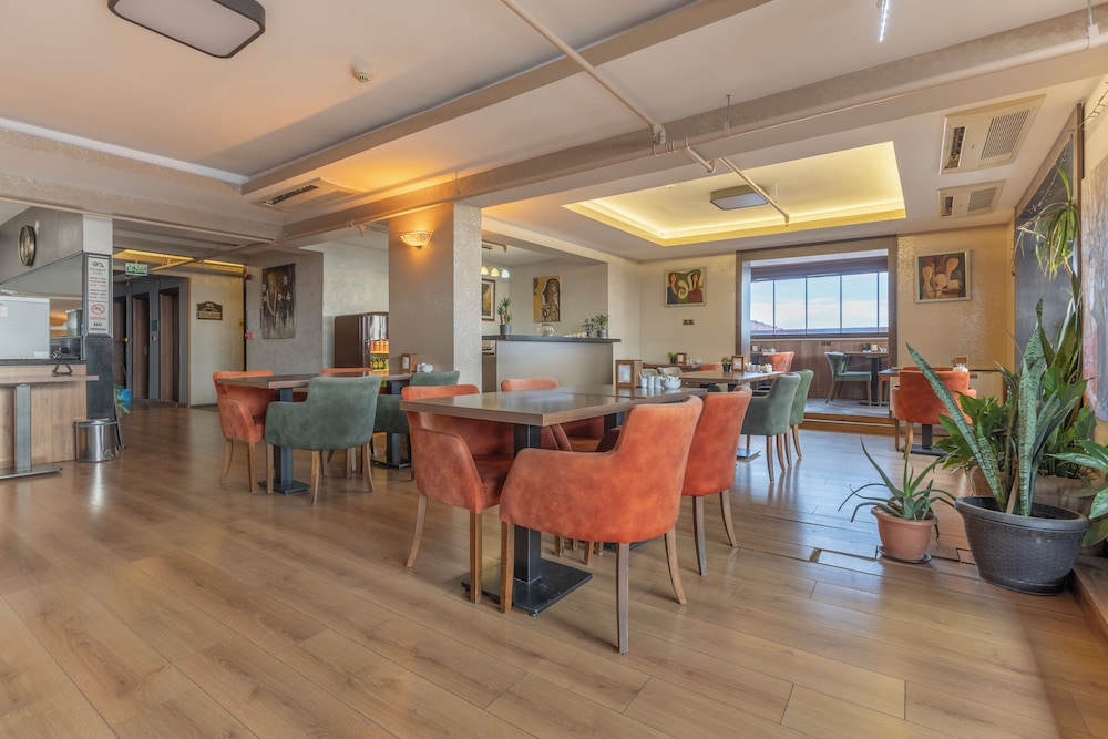 Hotel Atabay 39/48