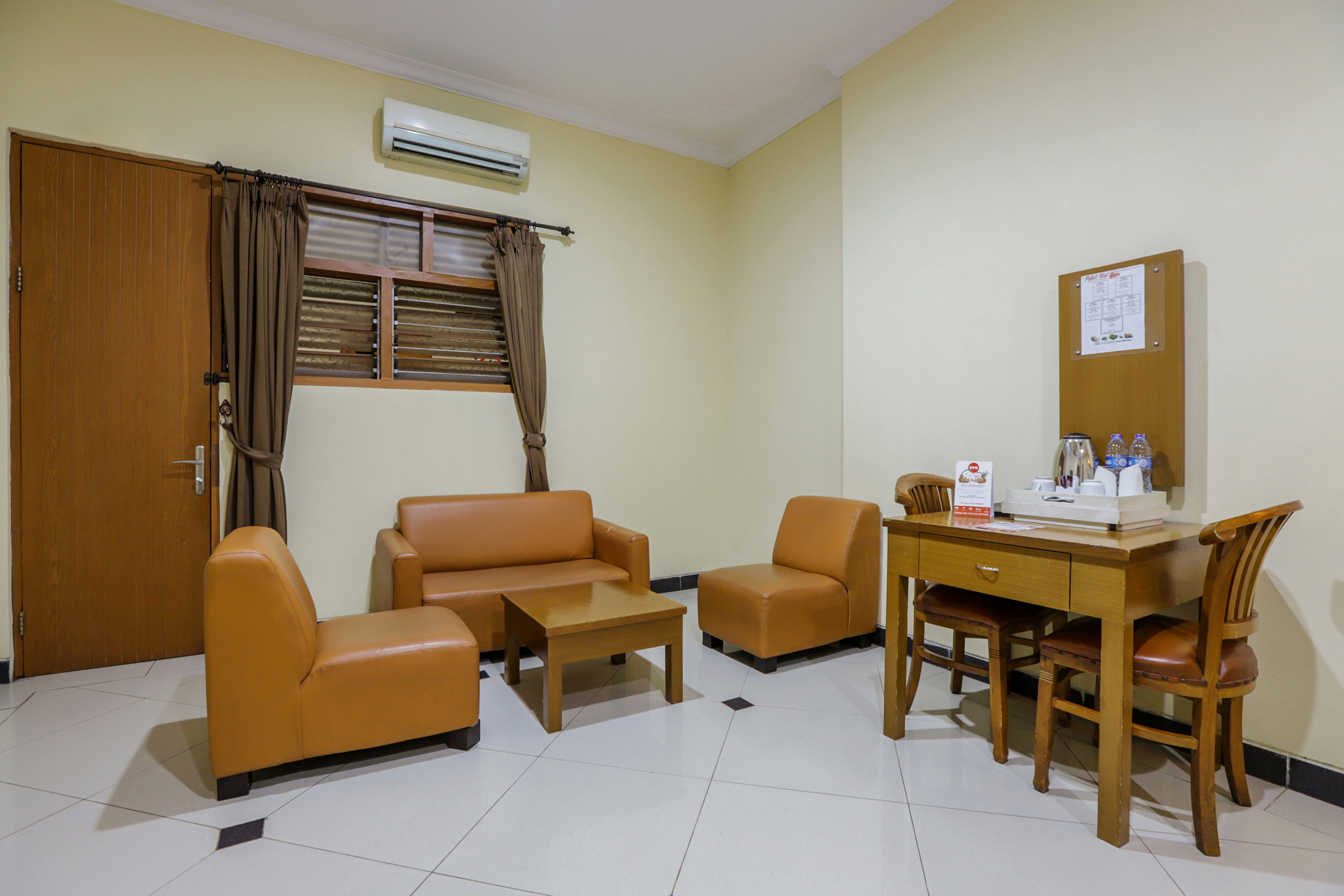 OYO 918 Hotel Senen Indah Syariah 32/50