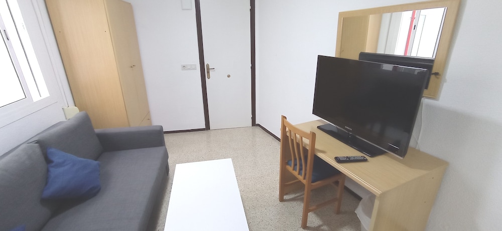 Hostal El Mercat 44/60