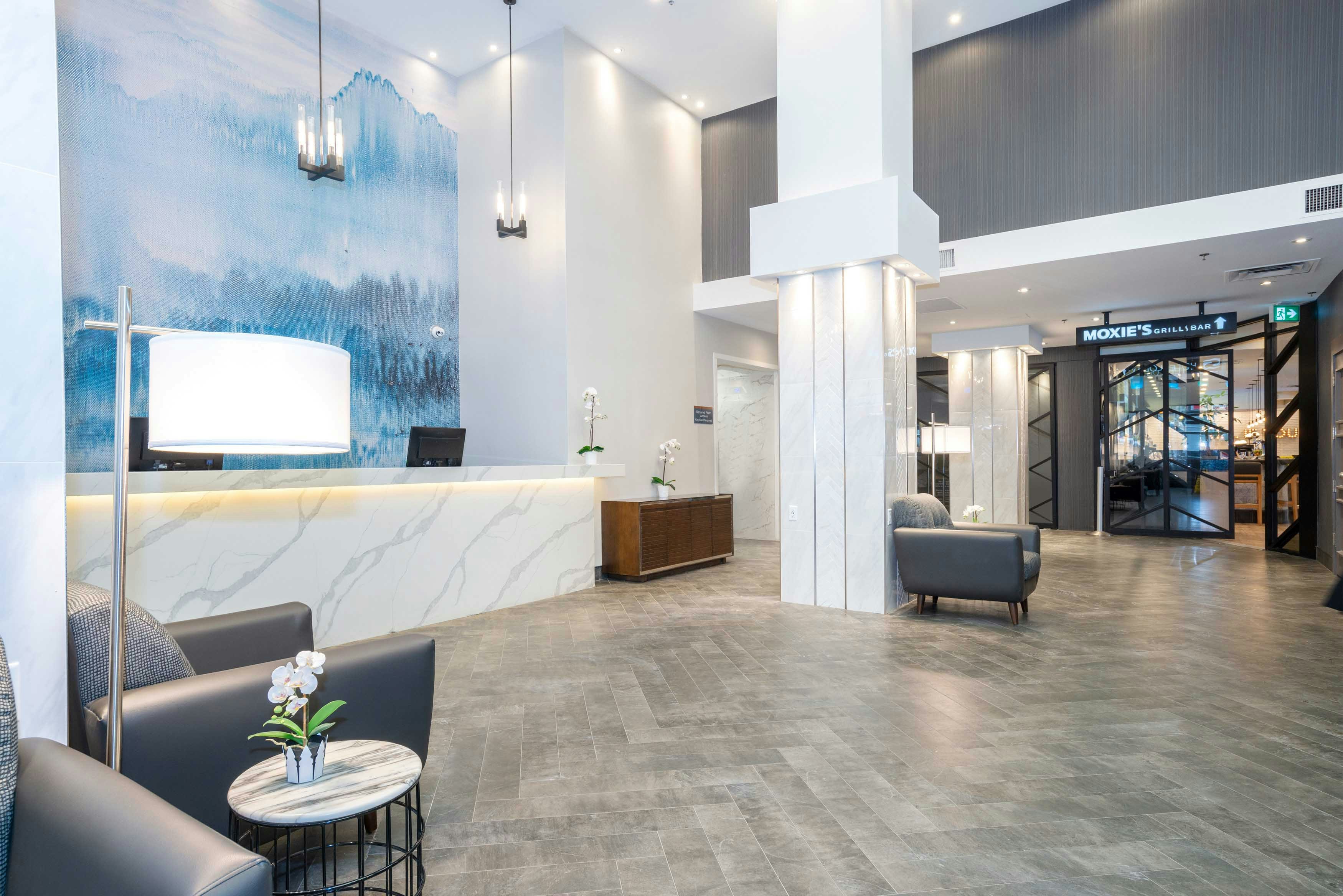 Sandman Signature Calgary Downtown Hotel 5/36