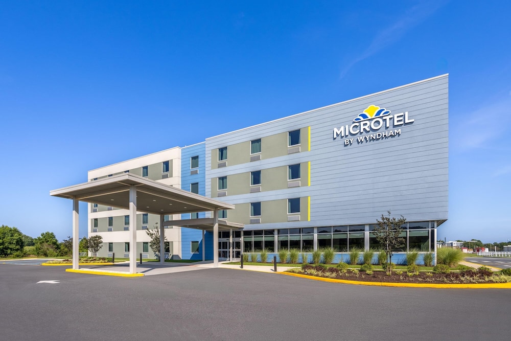 Microtel Inn and Suites by Wyndham Rehoboth Beach 5/62